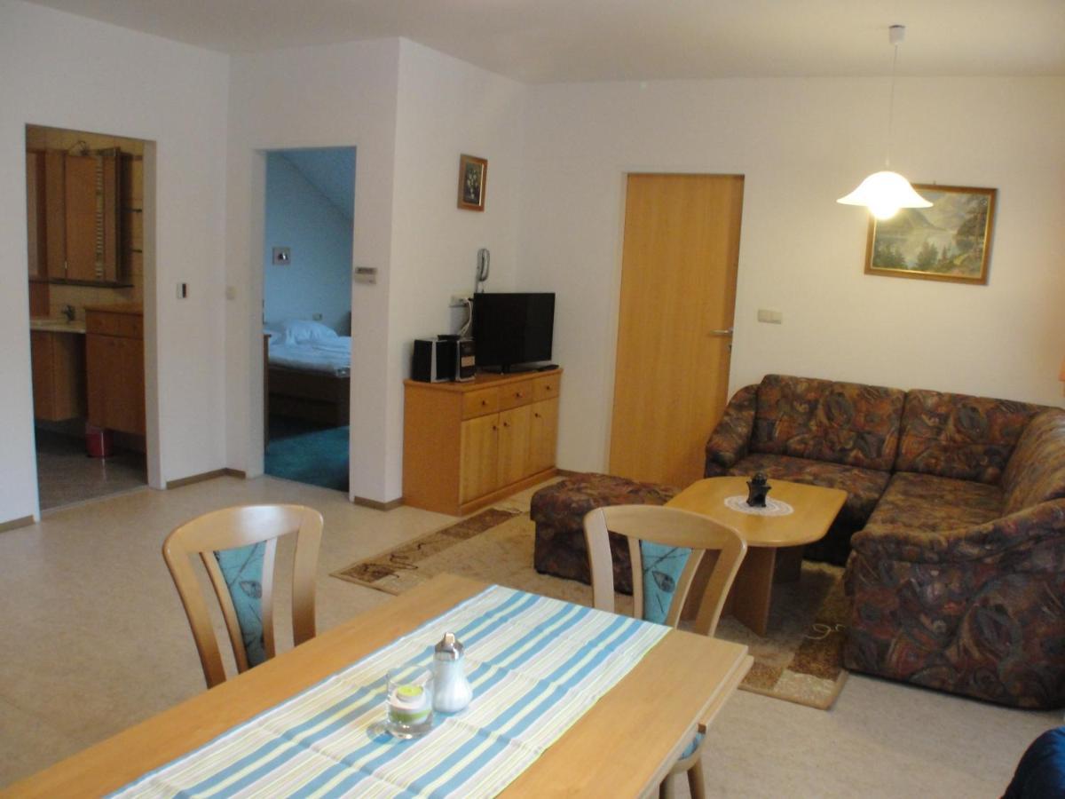 Apartment St. Nikola Sankt Nikola an der Donau Ruang foto